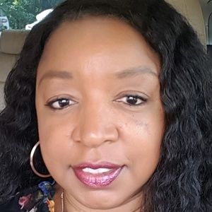 Meet your Posher, Angelenette